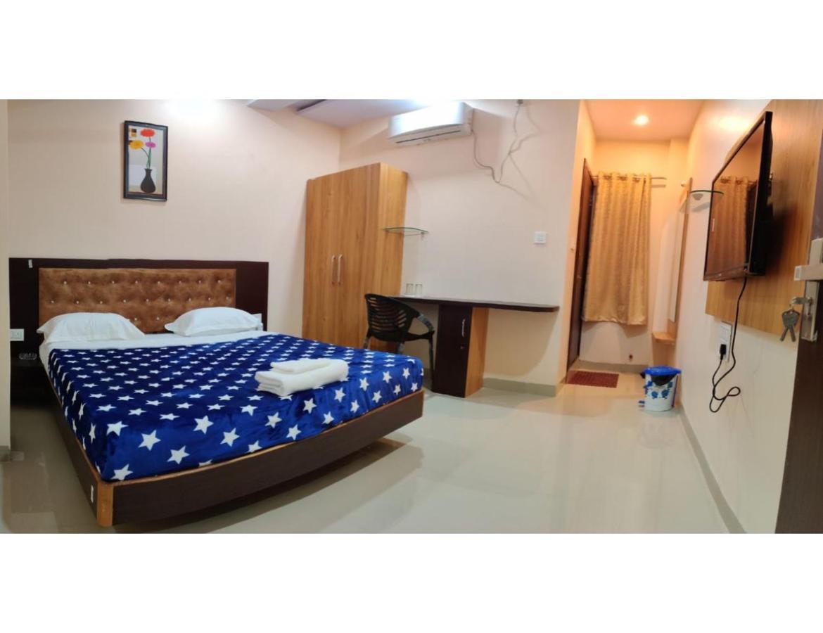 Hotel Pragati, Chanderi, Mp Esterno foto